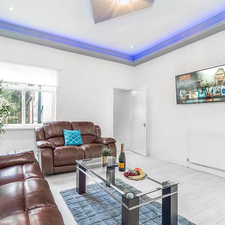 Five Bedroom Townhouse - Near City Centre - Edgbaston - On Street Parking - Wifi - Netflix - 974P Birmingham Exteriér fotografie