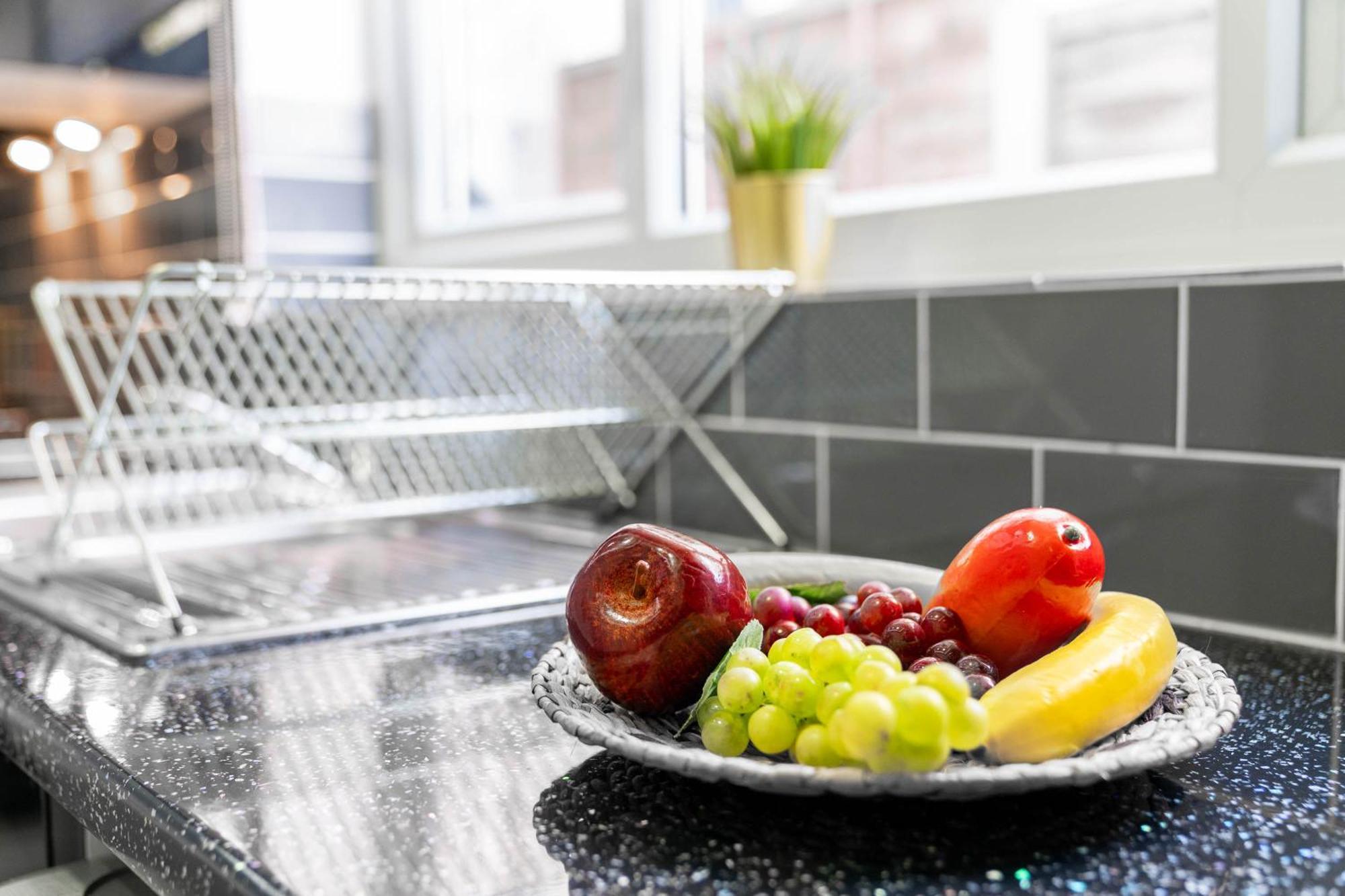 Five Bedroom Townhouse - Near City Centre - Edgbaston - On Street Parking - Wifi - Netflix - 974P Birmingham Exteriér fotografie