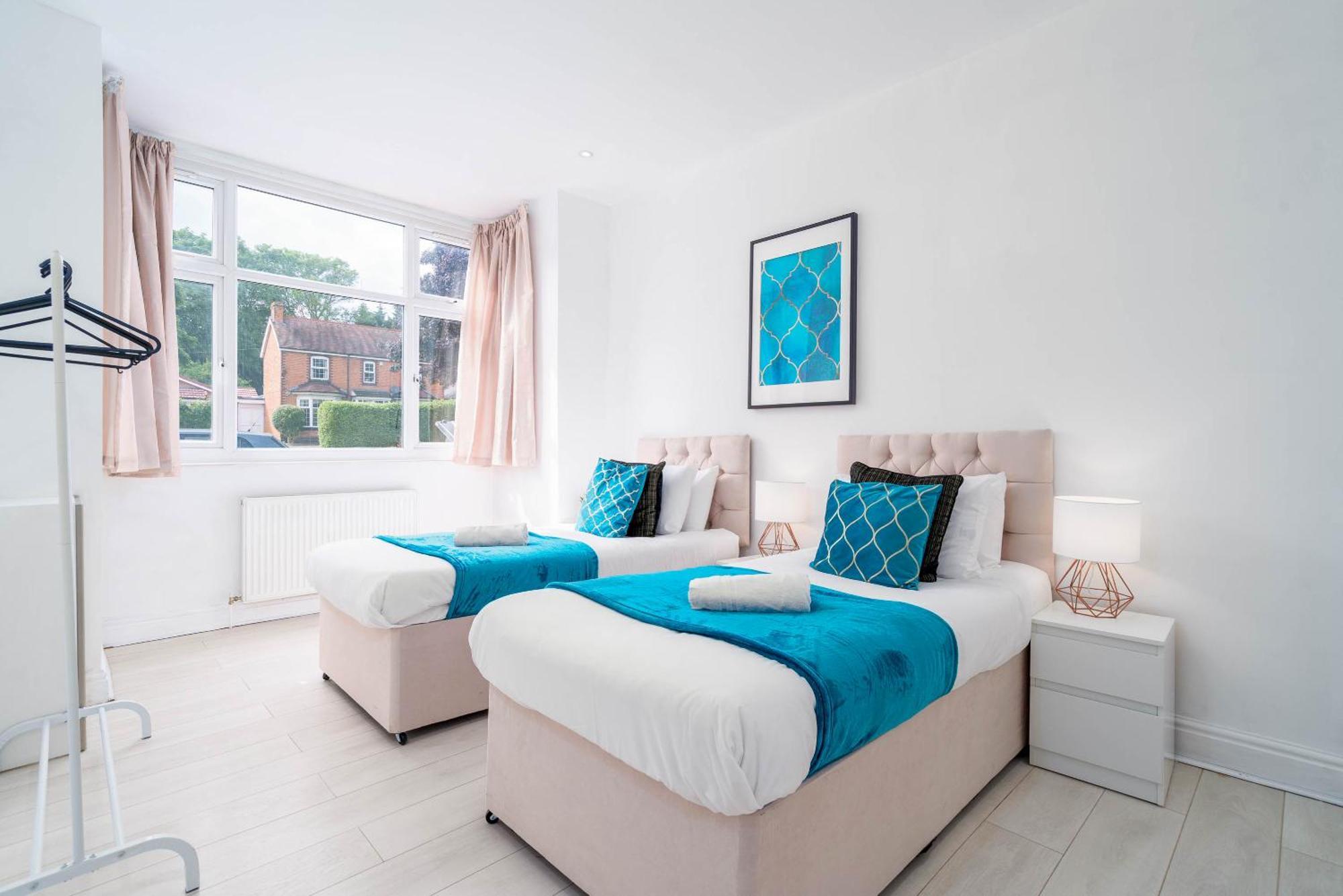 Five Bedroom Townhouse - Near City Centre - Edgbaston - On Street Parking - Wifi - Netflix - 974P Birmingham Exteriér fotografie