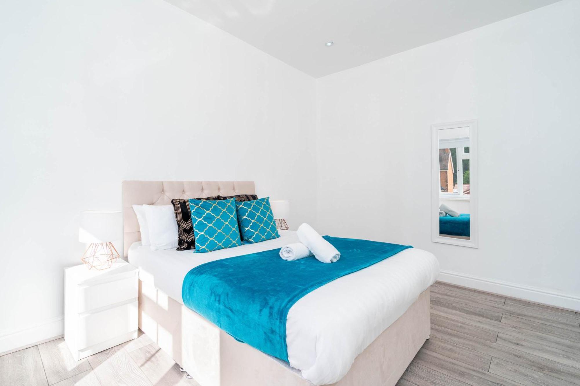 Five Bedroom Townhouse - Near City Centre - Edgbaston - On Street Parking - Wifi - Netflix - 974P Birmingham Exteriér fotografie